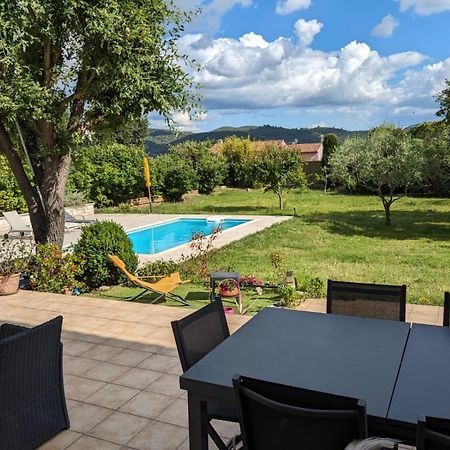 Villa Calme Avec Piscine A Greoux Esterno foto