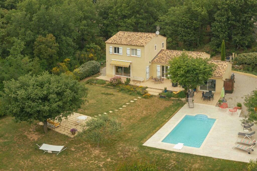 Villa Calme Avec Piscine A Greoux Esterno foto