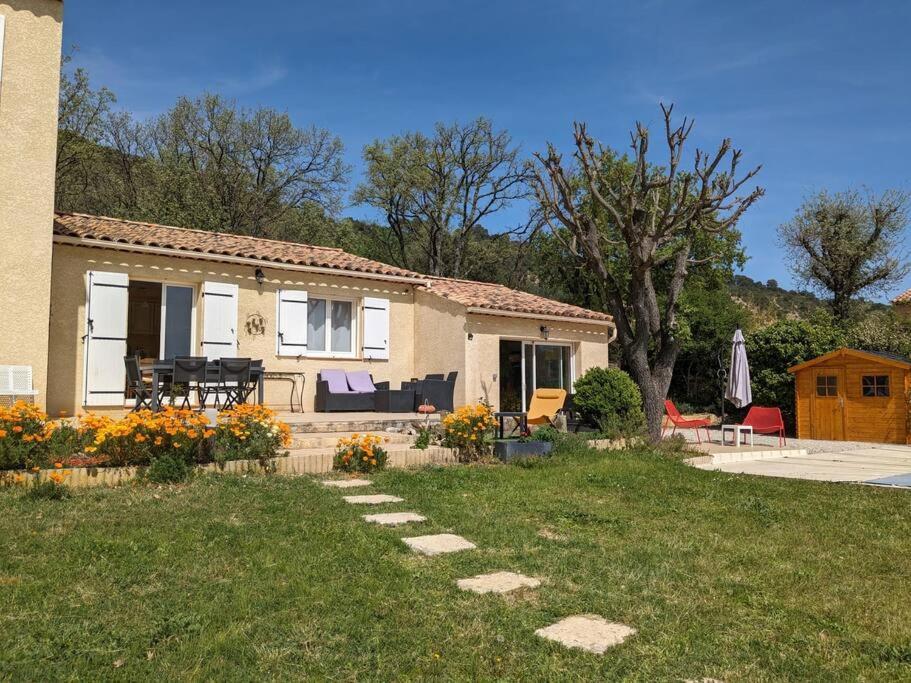 Villa Calme Avec Piscine A Greoux Esterno foto